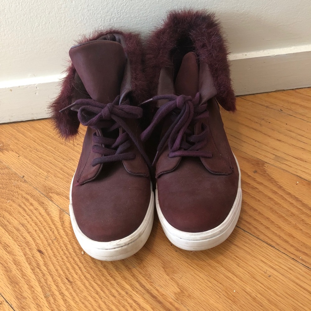 STEVE MADDEN Oskar Fur Sneakers
